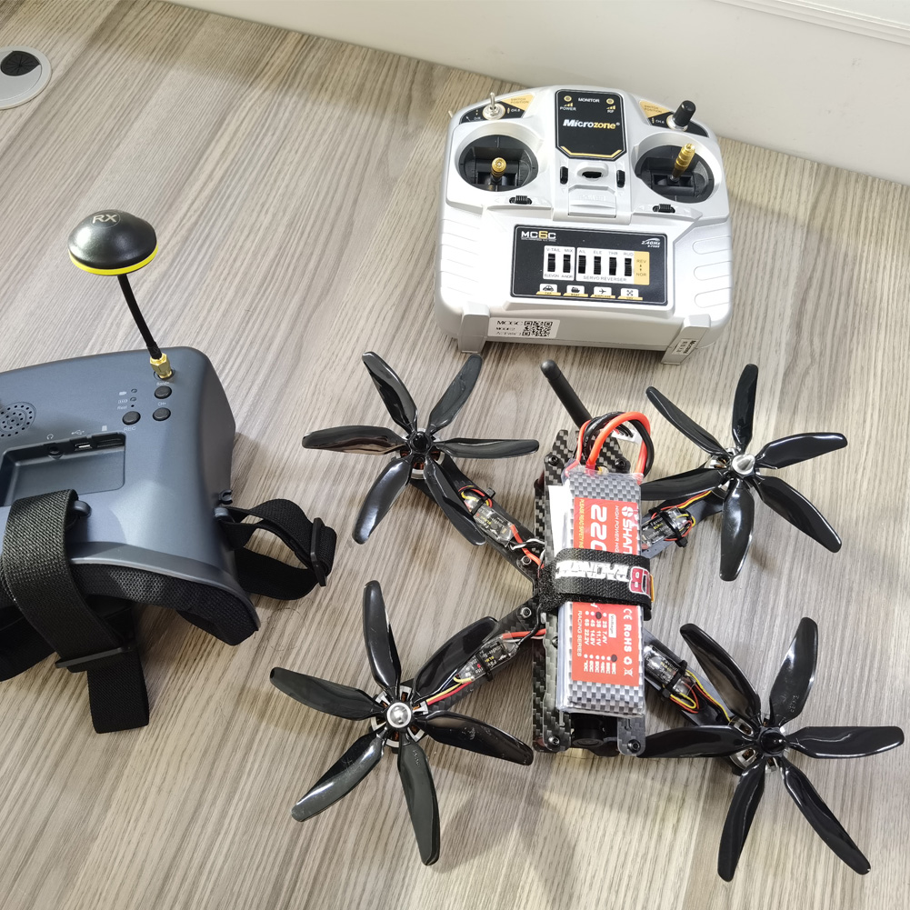 10pcs 504060 5x4x6 6-Blade Sin - مراجعة Drone Kit Build Yourself وسعره
