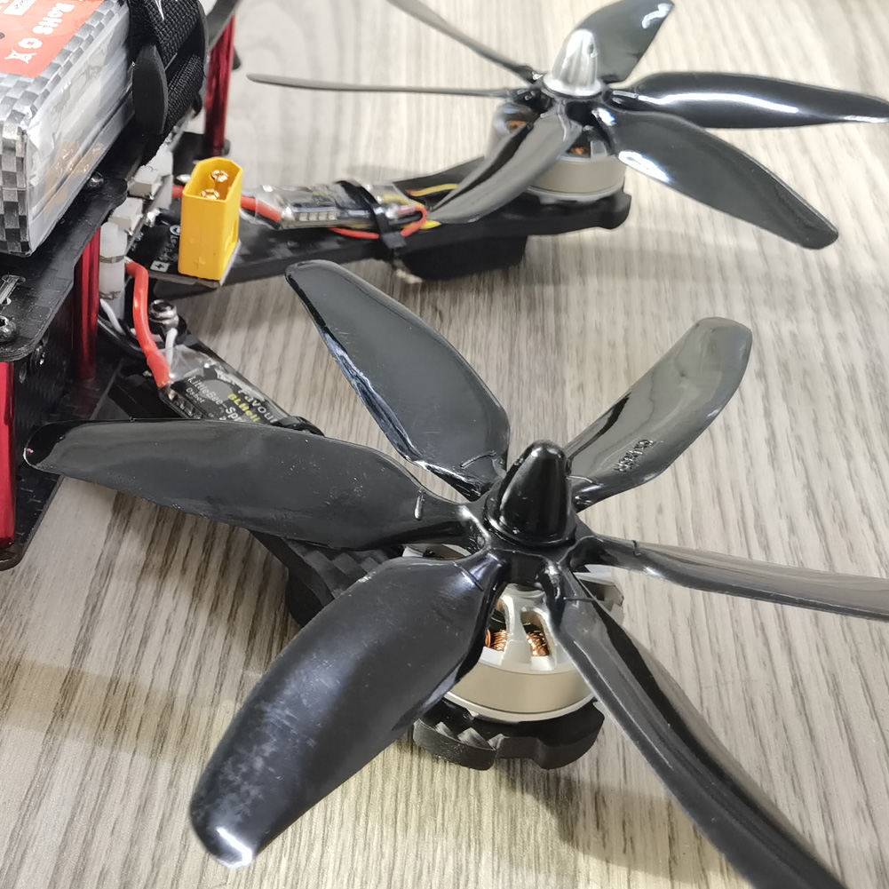 10pcs 504060 5x4x6 6-Blade Sin - مراجعة Drone Kit Build Yourself وسعره